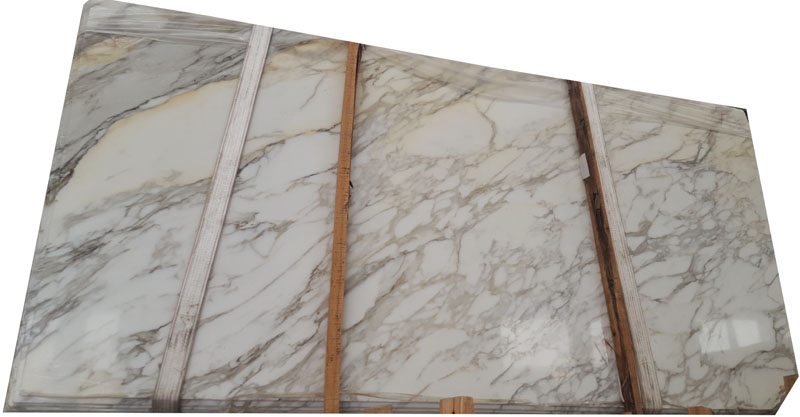 calacatta vagli oro marble 1.jpg