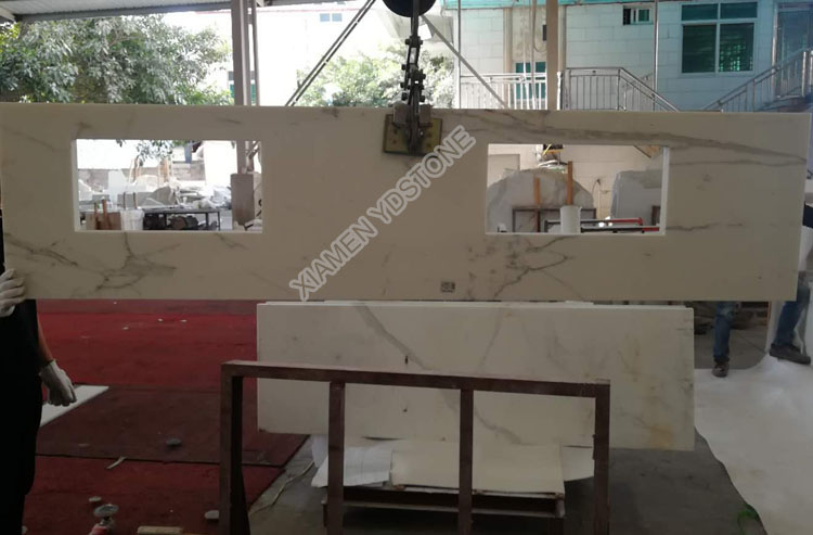 calacatta white marble 2.jpg