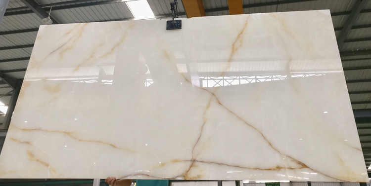 1i White onyx.jpg