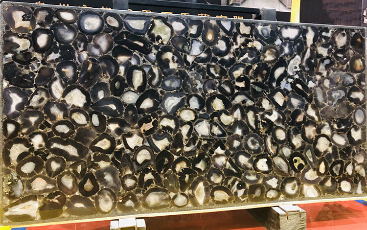 1i black agate.jpg