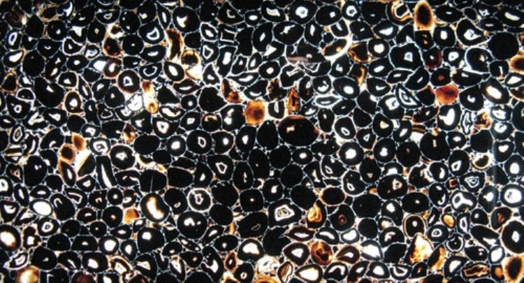 5i black agate.jpg