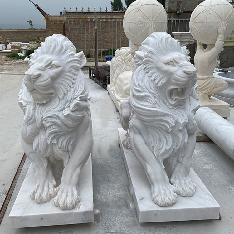 Lion sculpture