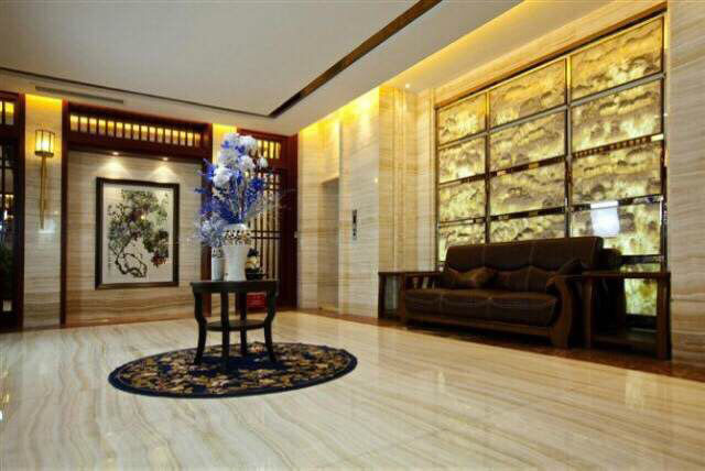 Ice silk white jade 1i.jpg
