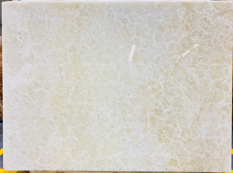 1i white onyx.jpg