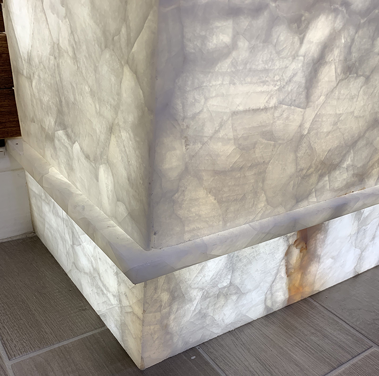 8i white onyx.jpg
